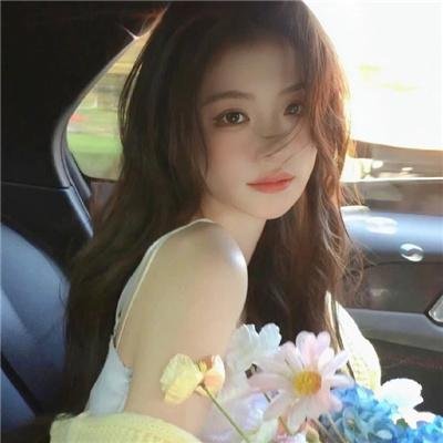 超犀女王封面